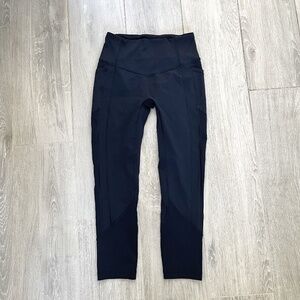 Lululemon Navy Blue, Cropped Leggings, 3/4, Size 6